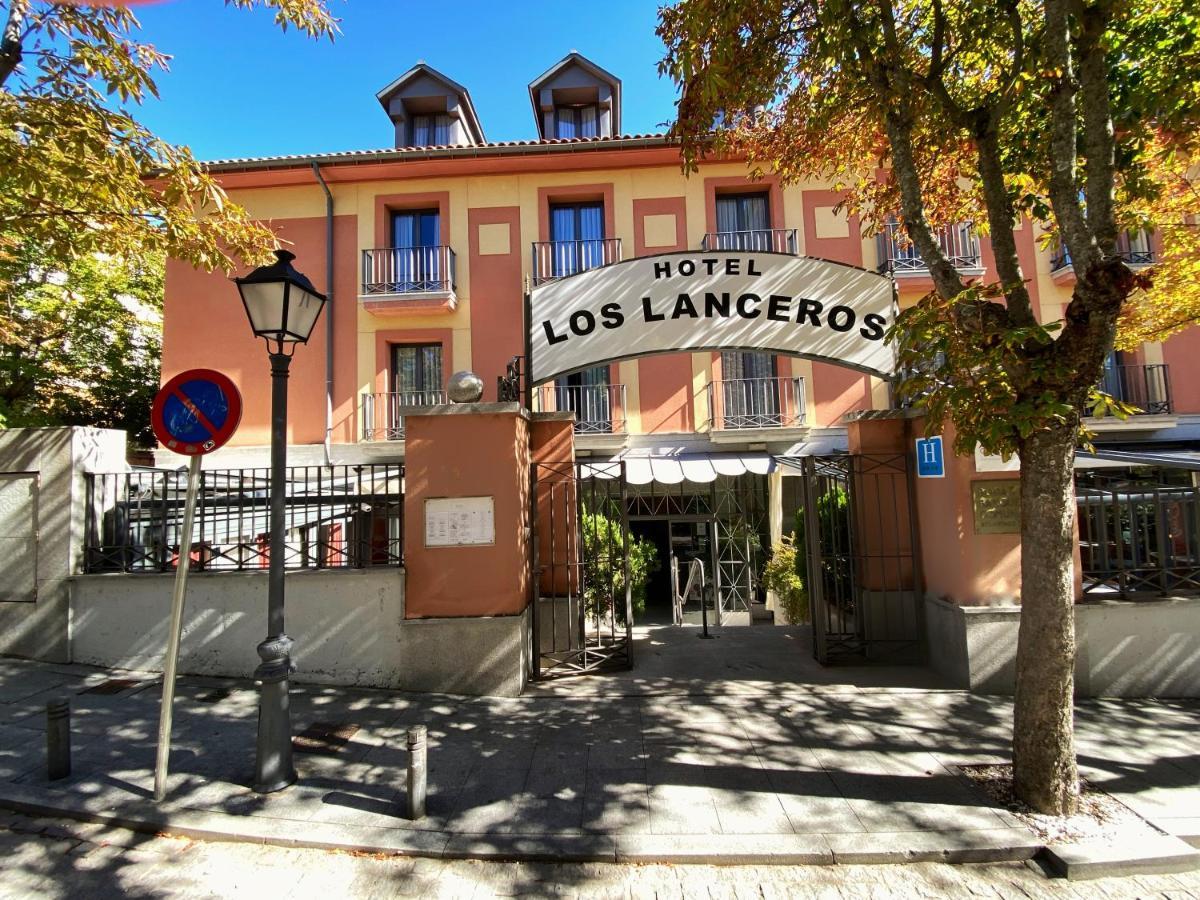 Hospedium Hotel Los Lanceros Сан-Лоренсо-де-Эль-Эскориаль Экстерьер фото